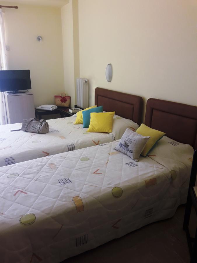 Hotel Florakis Livanátai Eksteriør bilde