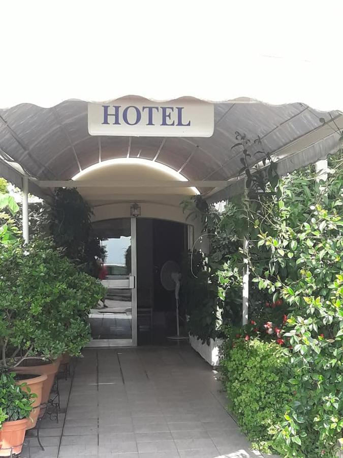 Hotel Florakis Livanátai Eksteriør bilde